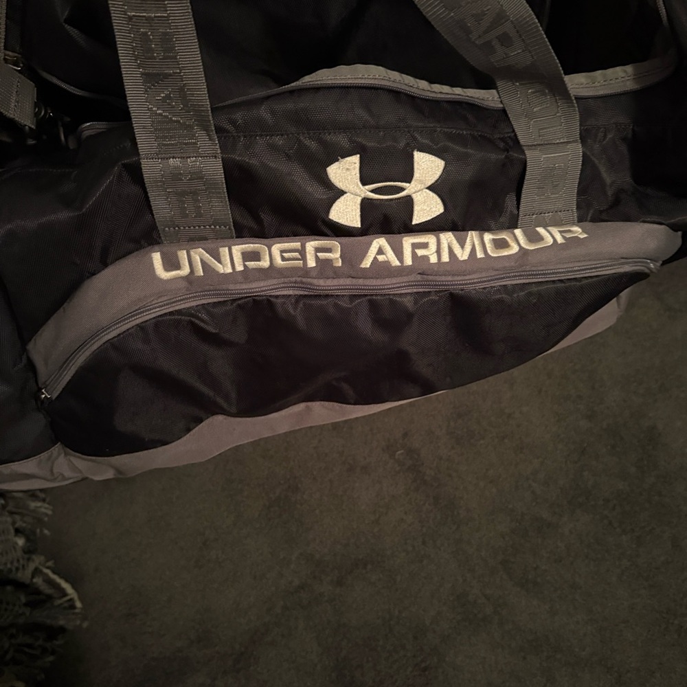 Under Armour Charcoal and Black Gym Bag - Picture 3 of 5